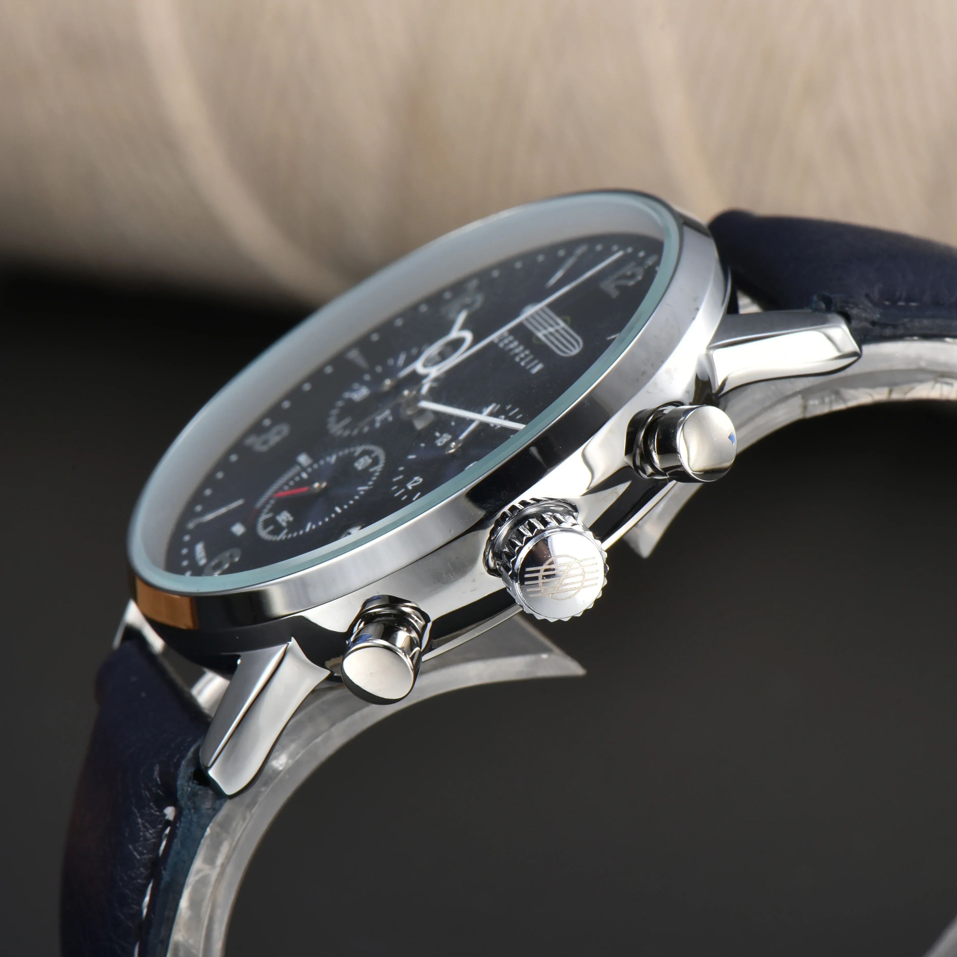 Multifunctioneel Zeppelin here - Smartwatch Trending Watches For Men recensie en prijs